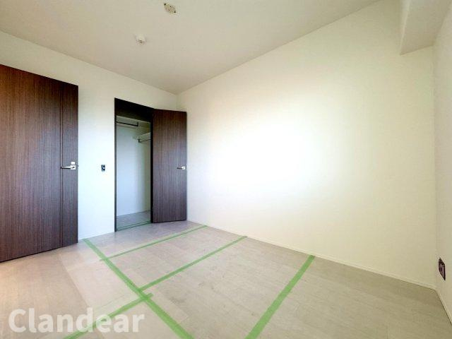 シャリエ小台リバーフォートの洋室|ドキドキの新生活も、安心してスタート。ぴったりの住まいを見つけませんか？クランディアが一緒に住まい選びをサポートします‼　まずは、お気軽にお問合せください　＃クランディア