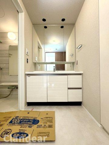 シャリエ小台リバーフォートの独立洗面台|ドキドキの新生活も、安心してスタート。ぴったりの住まいを見つけませんか？クランディアが一緒に住まい選びをサポートします‼　まずは、お気軽にお問合せください　＃クランディア