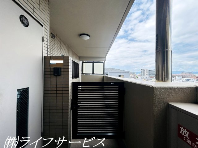 【玄関】 | リーガル塚本第６ | 専用ポーチ有