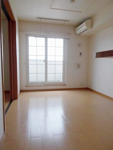 ノーブルサイトの居間・リビング