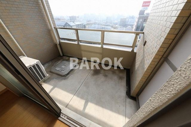 QREST博多東Ⅰのバルコニー