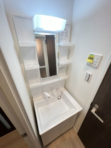 【独立洗面台】