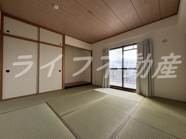 レジェーロ永和の内装|明るい室内です