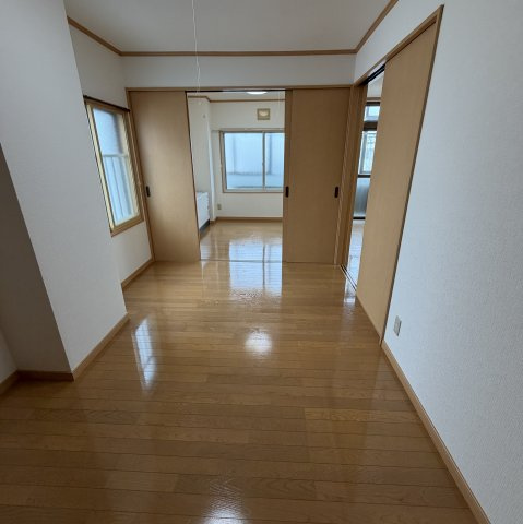 田中ビルの玄関