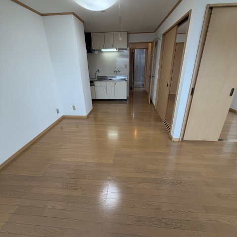 田中ビルの居間・リビング