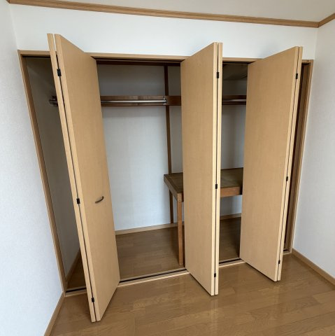 田中ビルの居間・リビング