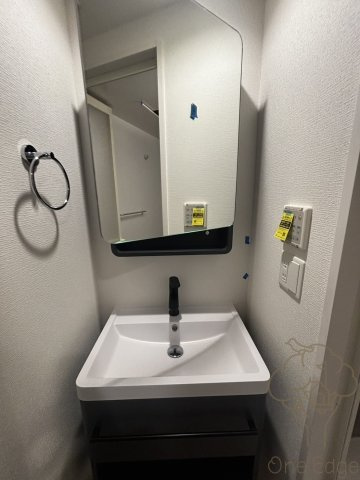 セレニテ東梅田アリエの独立洗面台