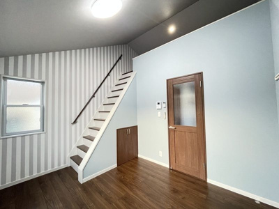 【居間・リビング】 | モアクレスト淵野辺(モアクレストフチノベ)