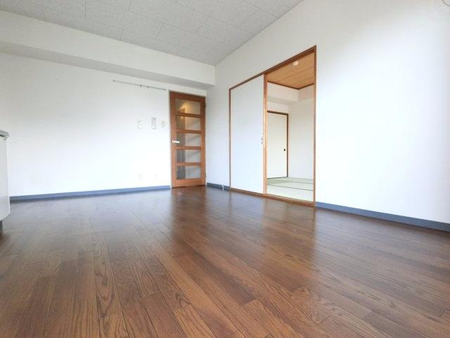 【居間・リビング】