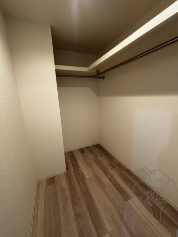 セレニテ東梅田アリエの収納