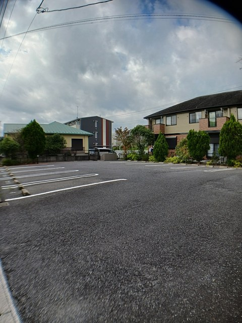 サンリットスクエアBの駐車場