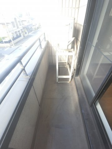 【バルコニー】