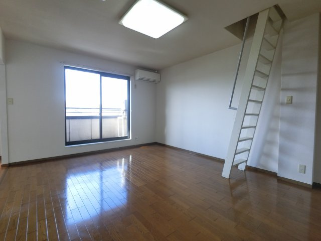 【居間・リビング】