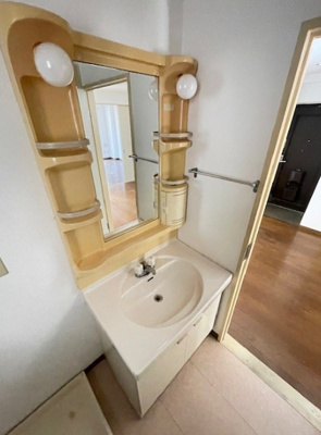 【洗面所】 | エメロード