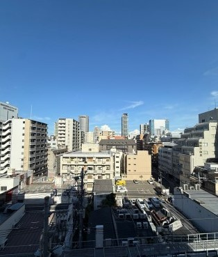ノーブル南森町2番館の展望