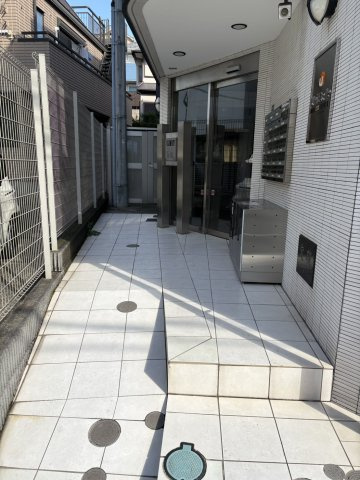 【エントランス】 | ユニエトワール横浜白楽