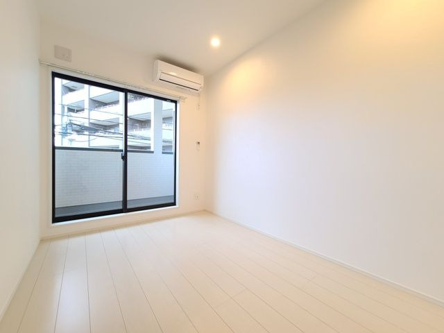 ザ・プレセアル南福岡の居間・リビング