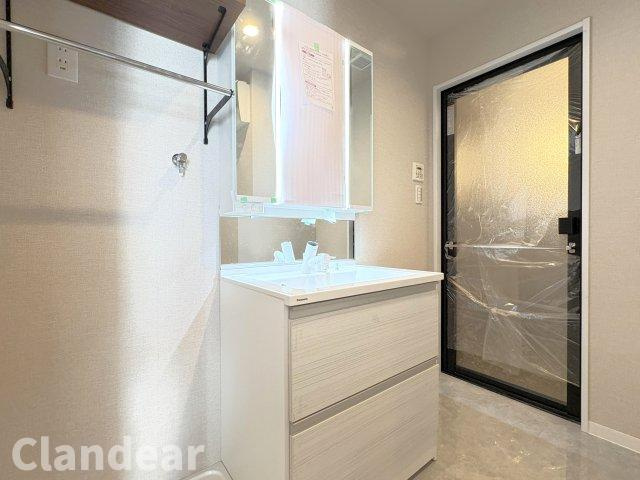 サンサーラ第二吾妻橋の独立洗面台|ドキドキの新生活も、安心してスタート。ぴったりの住まいを見つけませんか？クランディアが一緒に住まい選びをサポートします‼　まずは、お気軽にお問合せください　＃クランディア