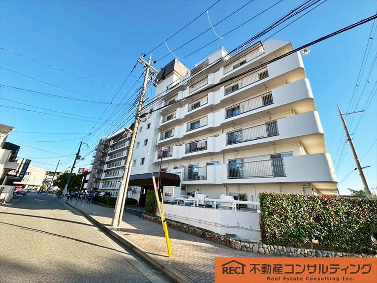 シャトー西宮の外観