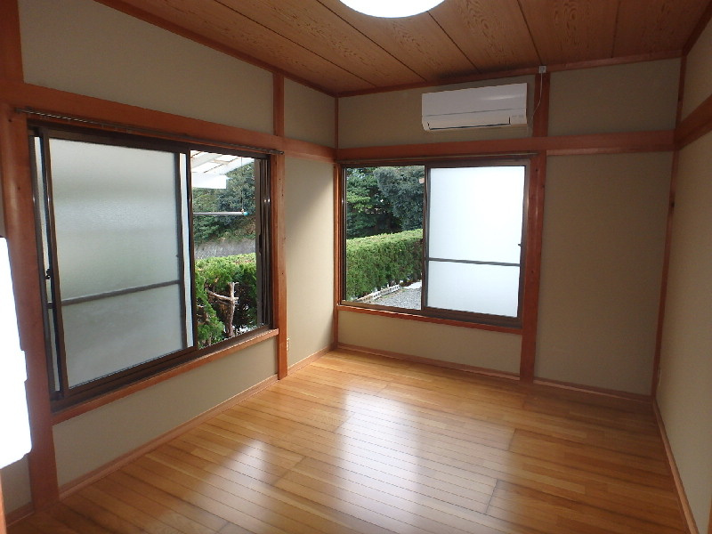 S1645R　糸賀荘の洋室