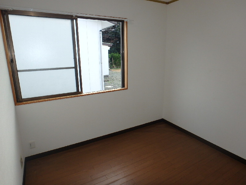 S1645R　糸賀荘の洋室