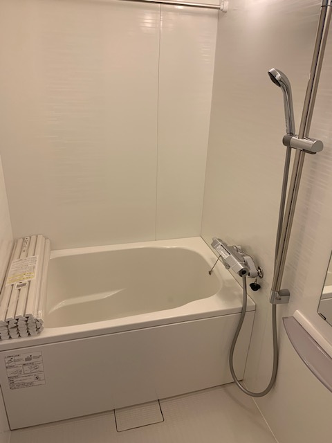 ダイアパレス上落合の浴室|広々としたユニットバス