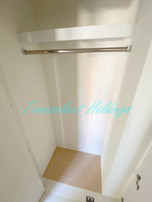 【収納】 | グレイス | ハンガーポール付きで使いやすいクローゼット