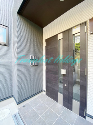 【エントランス】 | グレイス | 綺麗に管理されたエントランス