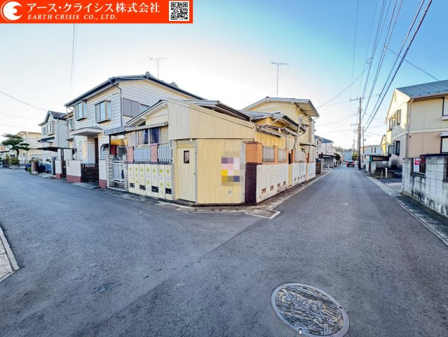 【前面道路含む現地写真】 | 松戸市松飛台10期 | お気に入りのハウスメーカーや工務店で建築可能。デザインも間取も自由に決められるので、「自分たちらしい暮らし」を実現できます。日常に便利さと穏やかさを兼ね備えてた、立地はいかがでしょうか。