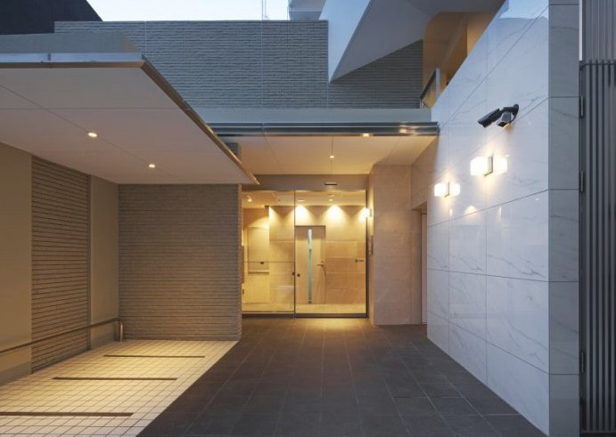 【エントランス】