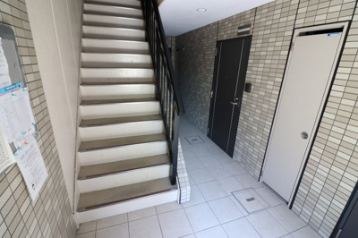 【ロビー】 | ローランつるみ