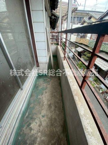 稲葉1丁目中古戸建のバルコニー|陽当たり良好のバルコニーで洗濯物が乾きやすいです♪