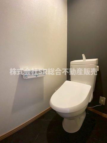 稲葉1丁目中古戸建のトイレ|トイレが2か所にあり、朝の身支度がスムーズに行えます！