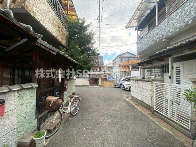稲葉1丁目中古戸建の前面道路含む現地写真|前面道路含む現地写真です