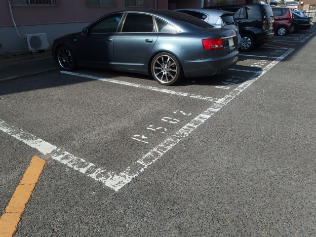 パビリオン大和Ｂ棟の駐車場