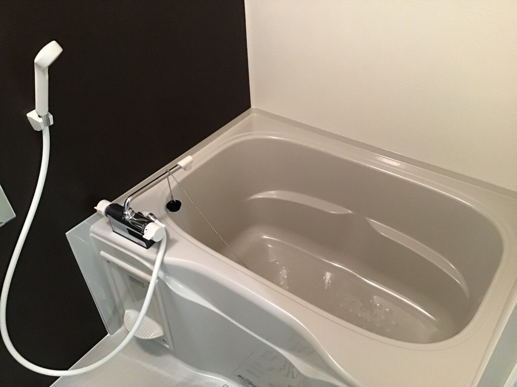 フジパレス吹田中の島公園Ⅱ番館の浴室