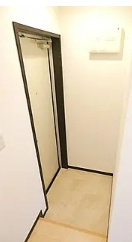 フジパレス吹田中の島公園Ⅱ番館の玄関