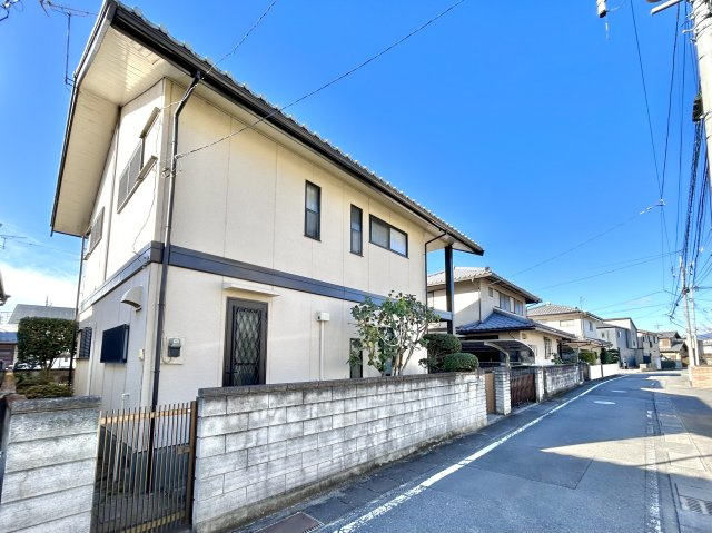 【中古戸建】高崎市浜尻町の外観|■外観｜閑静な住宅街で始める新しい暮らし♪開放的な毎日をあなたへ(^^♪