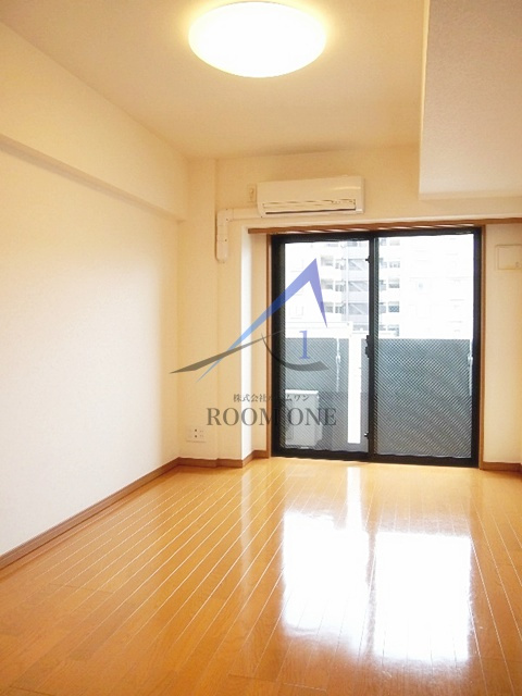 ルーブル住吉の居間・リビング|洋室のお部屋です。