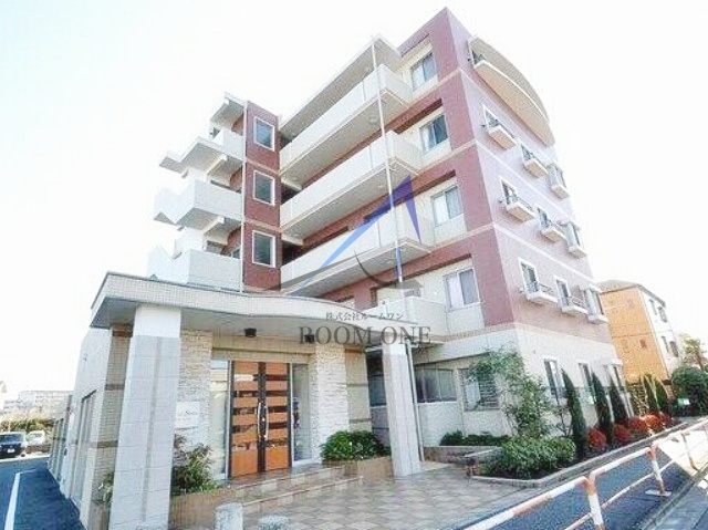 ルネ　シェスタ