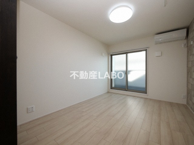 フジパレス長原駅西Ⅴ番館の洋室