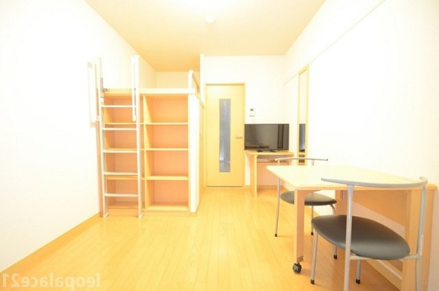 レオパレスマウンフィールの居間・リビング|設備・仕様は号室により異なる為、現況を優先致します。