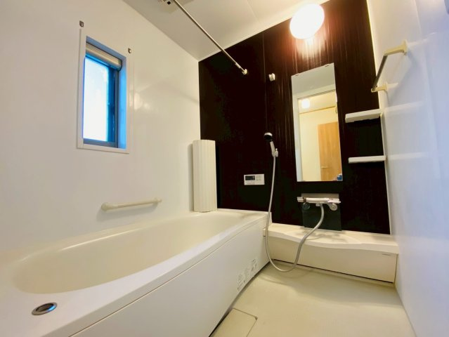 八街ほ　中古戸建の浴室