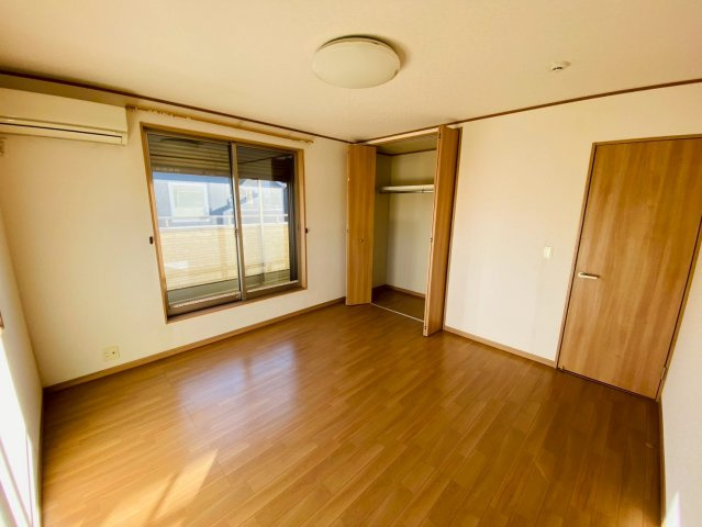 八街ほ　中古戸建の洋室