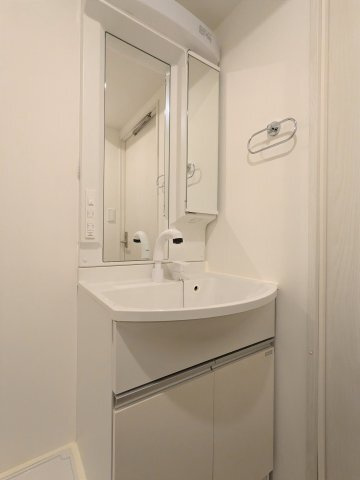 エルファーロ大塚Ⅳの洗面所