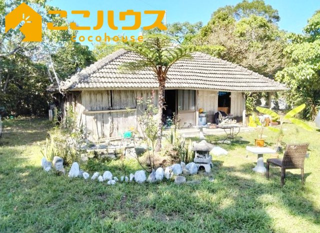 名護市源河 中古一戸建て □約200坪の大きな土地に佇む古民 | 名護