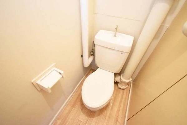 ビレッジハウス北条2号棟のトイレ|ビレッジハウスの同一物件・同一タイプの間取りの写真です