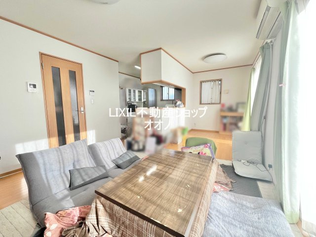 【居間・リビング】 | 加須市大越　中古一戸建