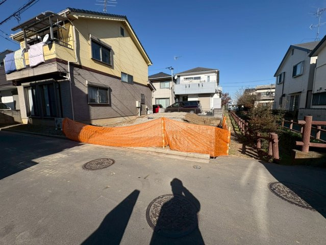 川越市砂　新築分譲　東武東上線『新河岸駅』徒歩12分　【高階小学区】の前面道路含む現地写真