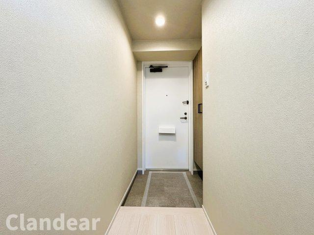 アルシェ西新井の玄関|ドキドキの新生活も、安心してスタート。ぴったりの住まいを見つけませんか？クランディアが一緒に住まい選びをサポートします‼　まずは、お気軽にお問合せください　＃クランディア